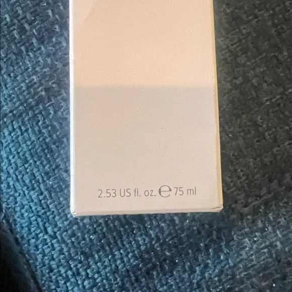IT Cosmetics CC+ Cream Illumination - Fair - 75 mL. XL. New never opened. - Picture 5 of 5